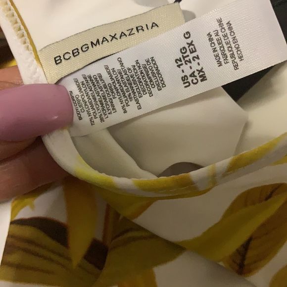 BCBGMAXAZRIA ONE PIECE SWIMSUIT - Picture 4 of 5